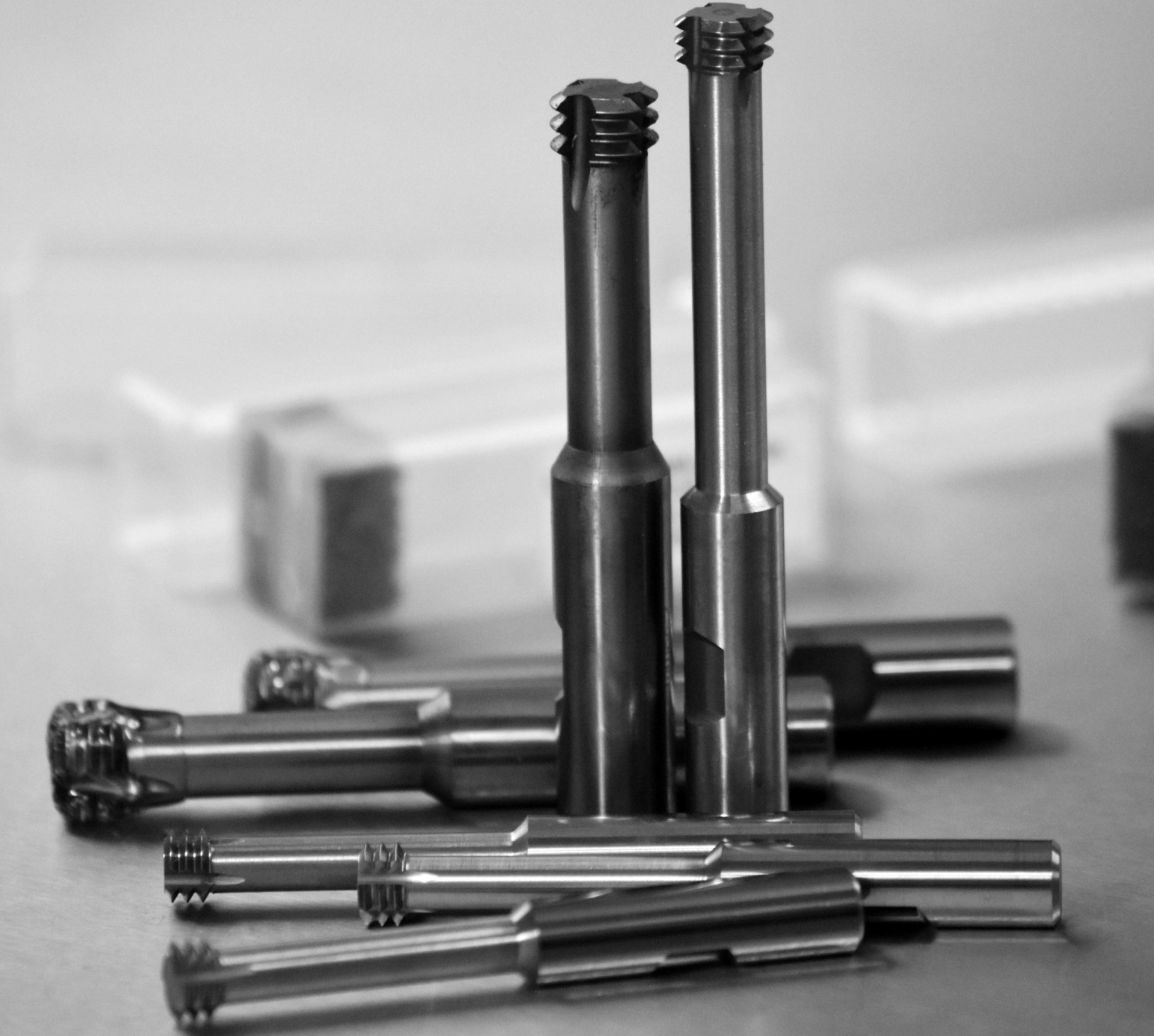 deep-hole-thread-mills-1920 Deep Hole Thread Milling Cutters