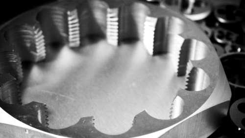 round dies and die nuts