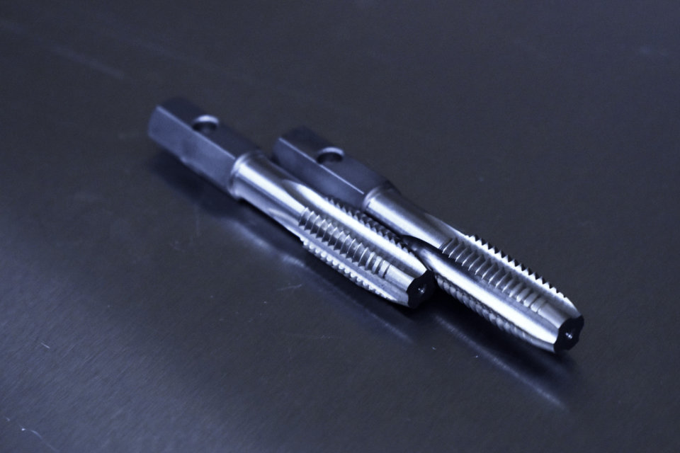 hand-taps-straight-flute-960 hand taps straight flute